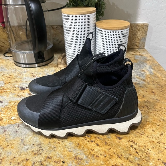 Sorel size 6 - Picture 3 of 9